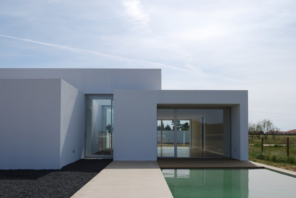 House in Alpiarça / GGLLatelier