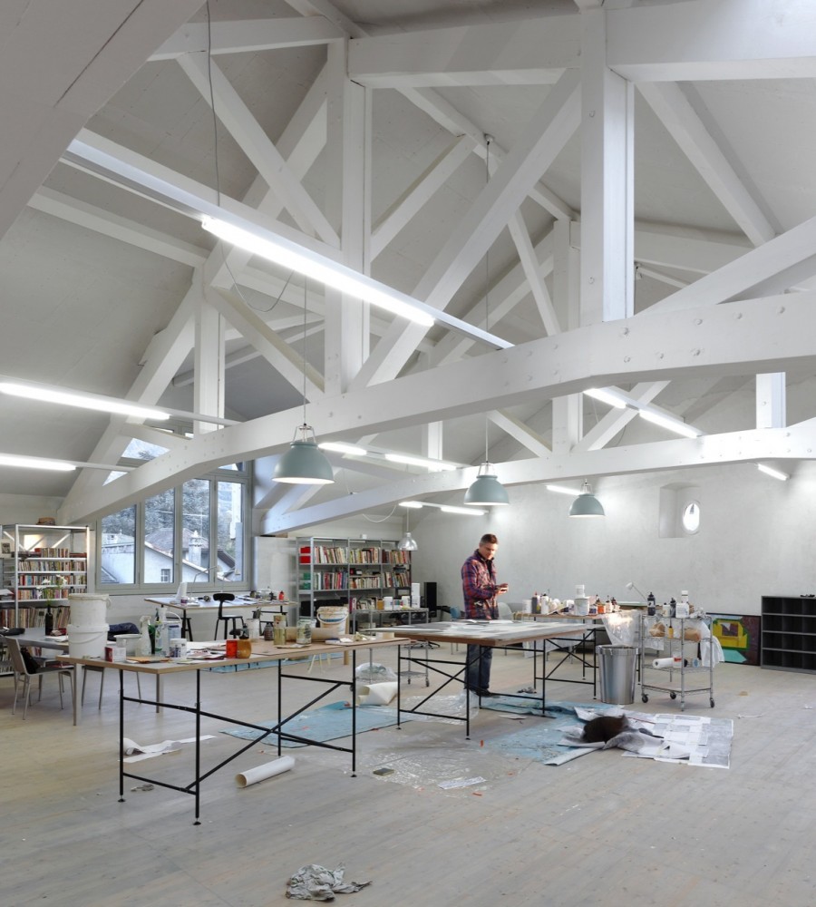 Studio in an Agricultural Building / Charles Pictet Architecte