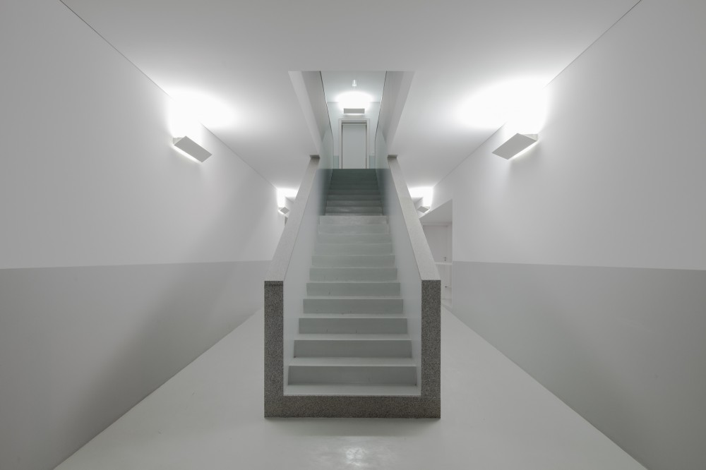 Fire Station in Santo Tirso / Alvaro Siza