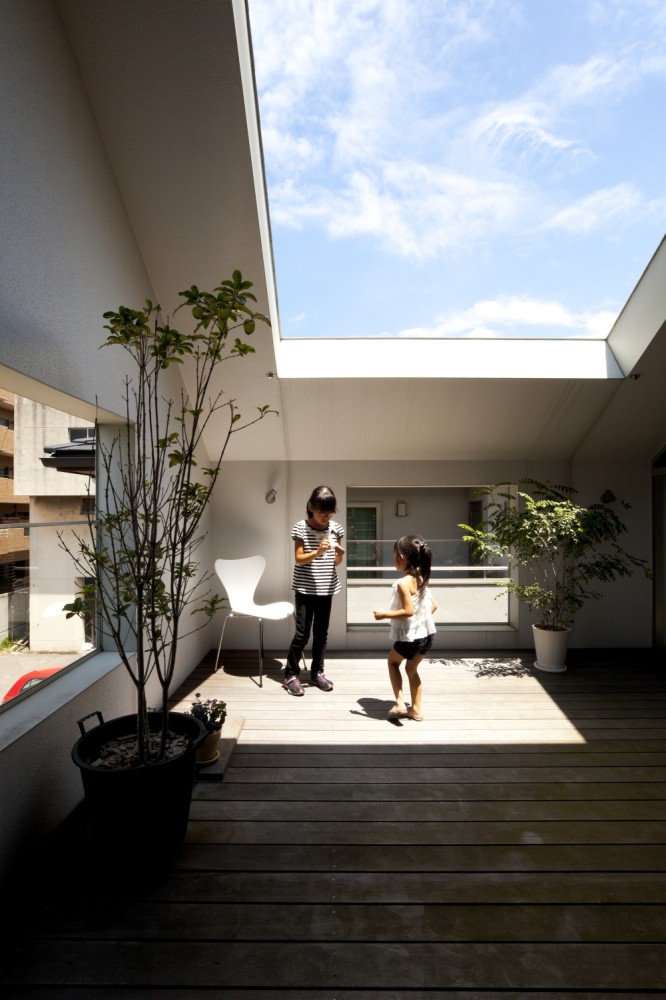 RIBBON / Komada Architects’ Office