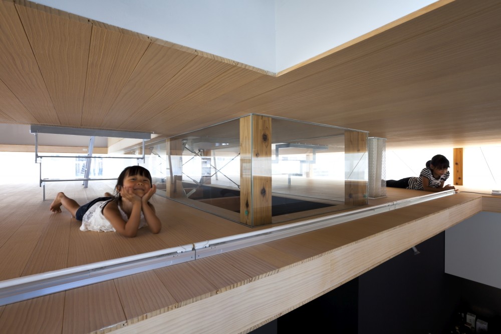 RIBBON / Komada Architects’ Office