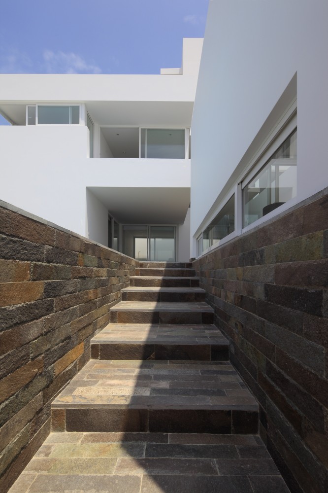 Deployed  House  / Seinfeld Arquitectos
