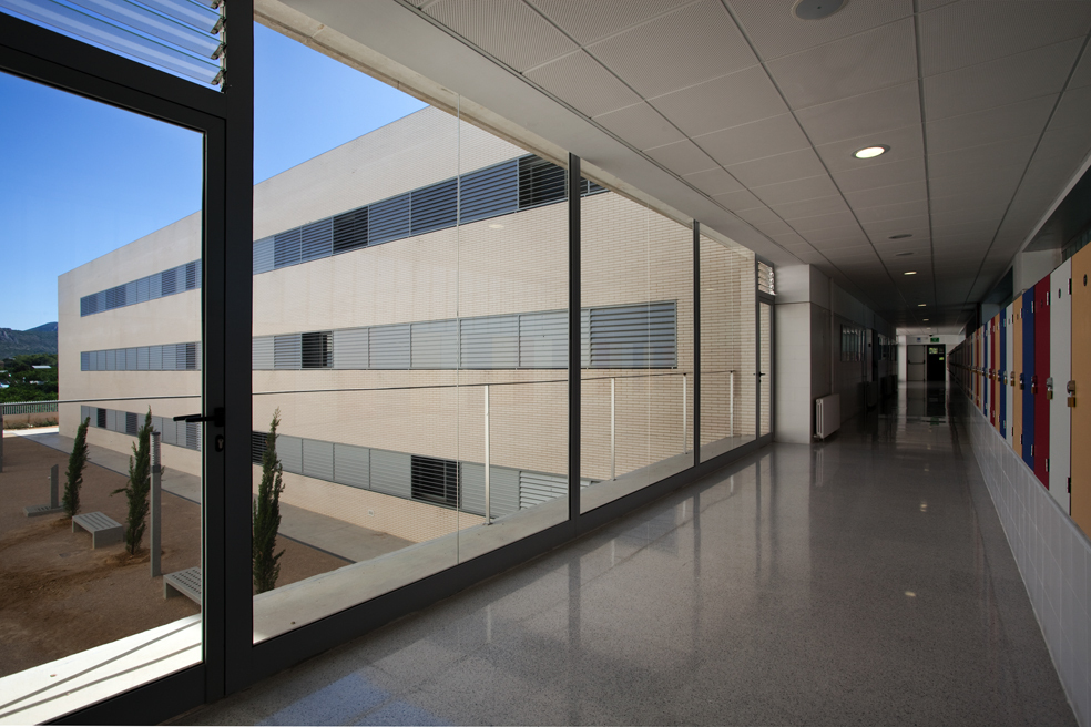 Arabista Ribera School / Victor García Martínez