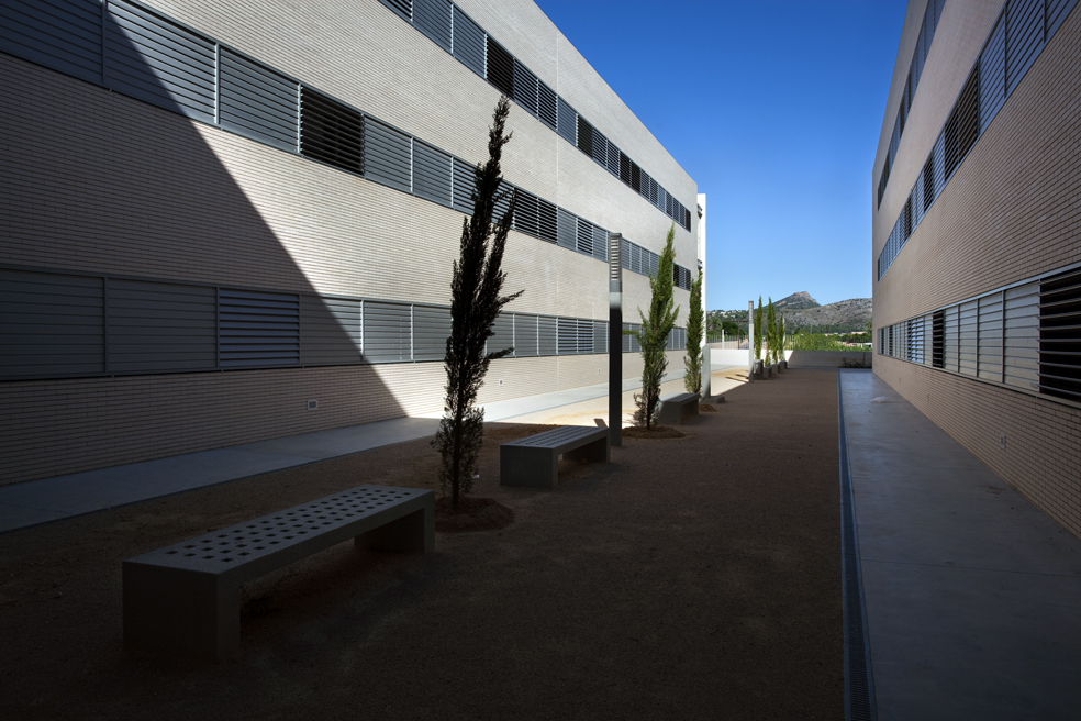 Arabista Ribera School / Victor García Martínez