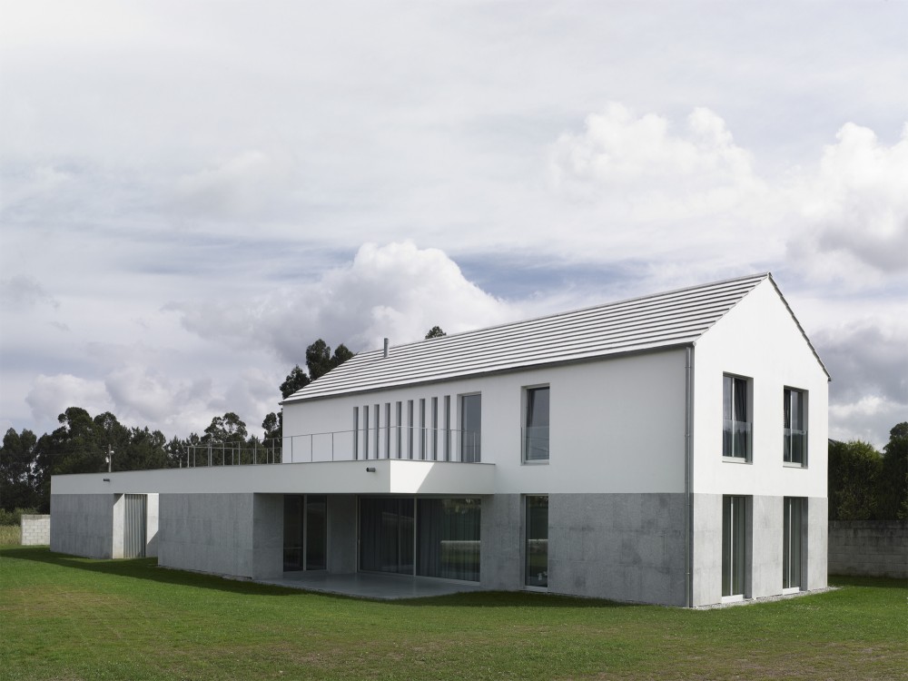 House in Coiros / Bals Arquitectos