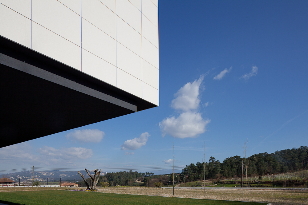 AADD House / Helder de Carvalho