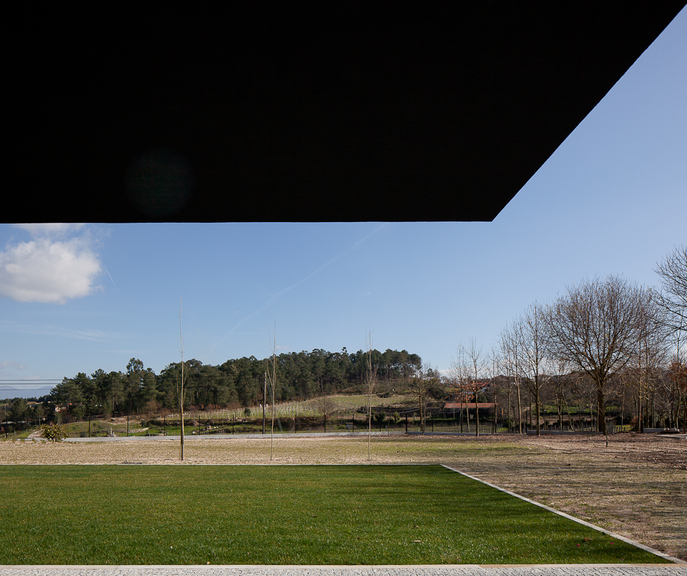 AADD House / Helder de Carvalho
