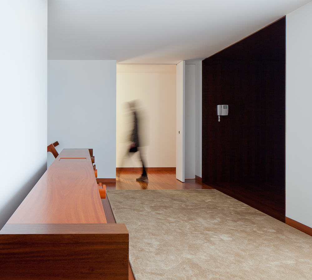 AADD House / Helder de Carvalho