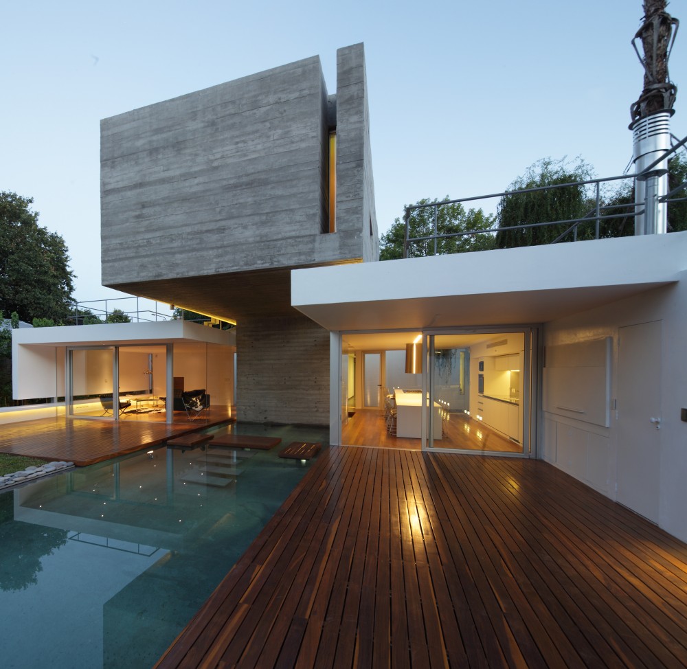 Bunker House / Estudio Botteri-Connell
