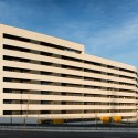 186 Viviendas en Tres Cantos / R&AS 186 Viviendas en Tres Cantos / R&AS © Liven Photography