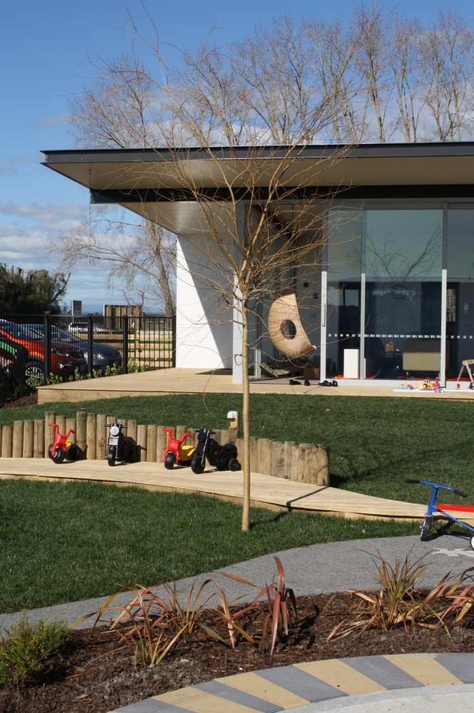 New Shoots Childrens Centre / Collingridge and Smith Architects