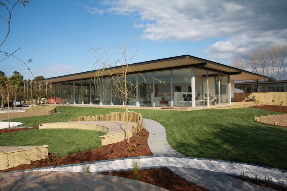 New Shoots Childrens Centre / Collingridge and Smith Architects