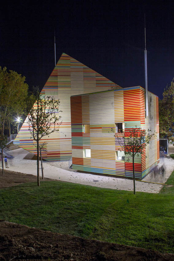 Renzo Piano Designs a Flat-Pack Auditorium for L’Aquila