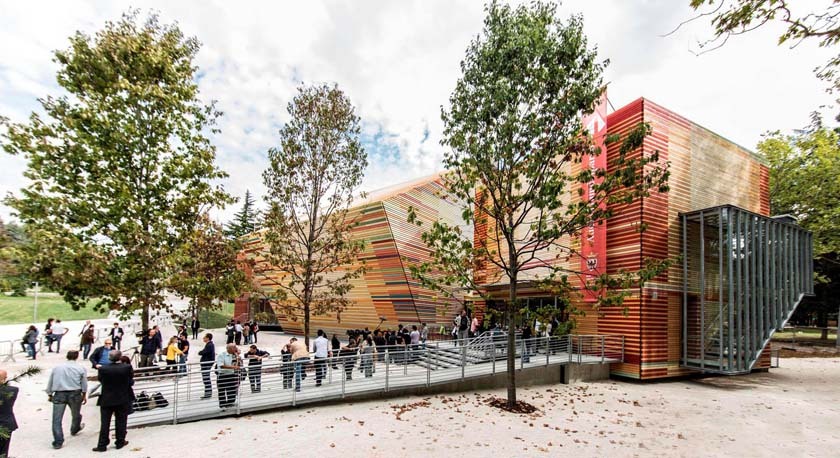 Renzo Piano Designs a Flat-Pack Auditorium for L’Aquila