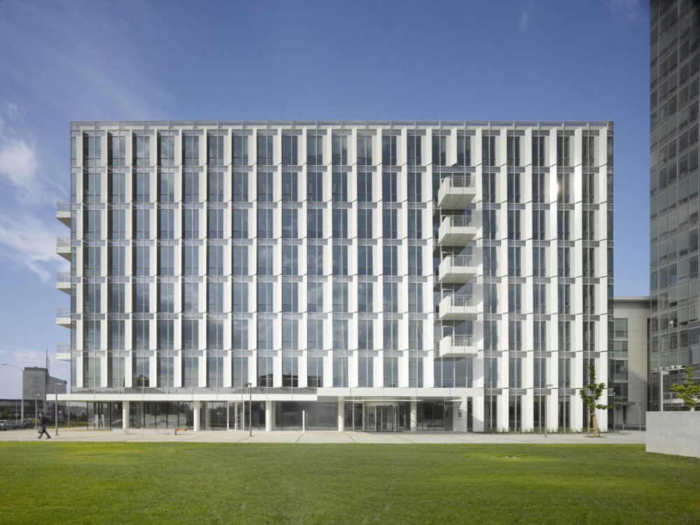 City Green Court / Richard Meier & Partners