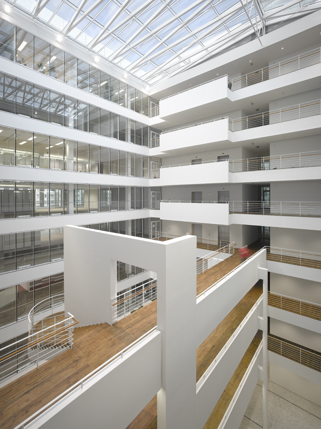 City Green Court / Richard Meier & Partners