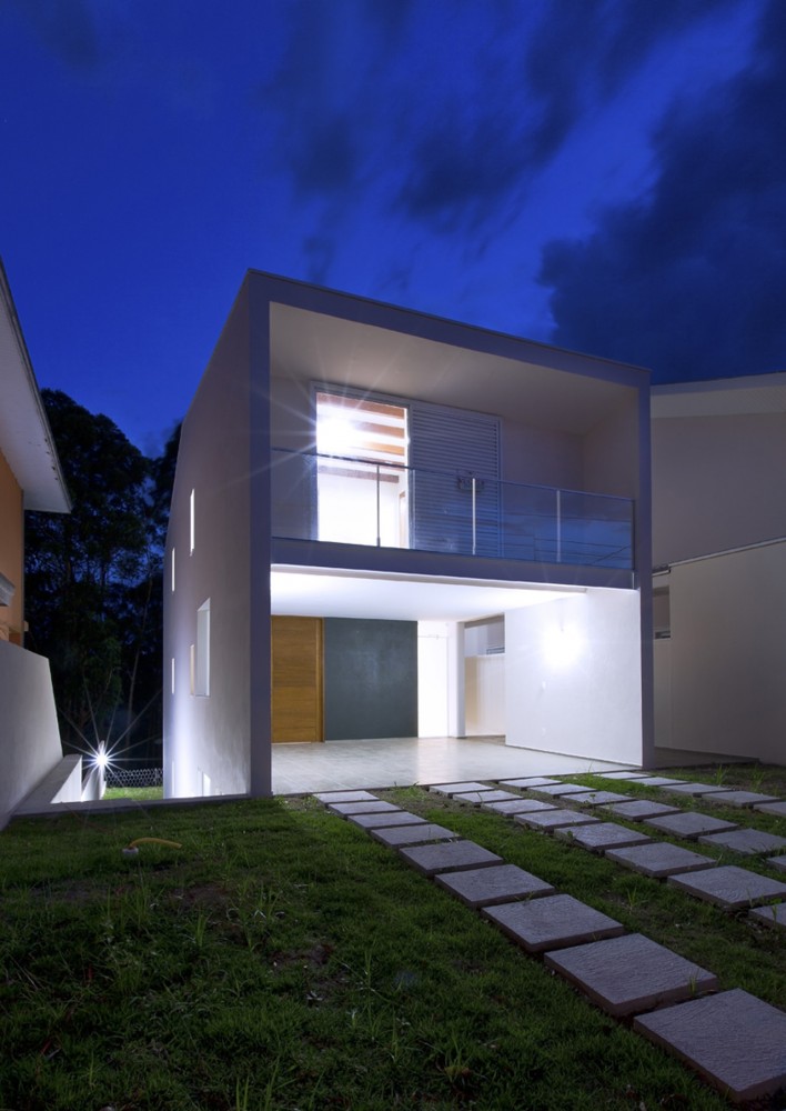 Floradas House / Obra Arquitetos
