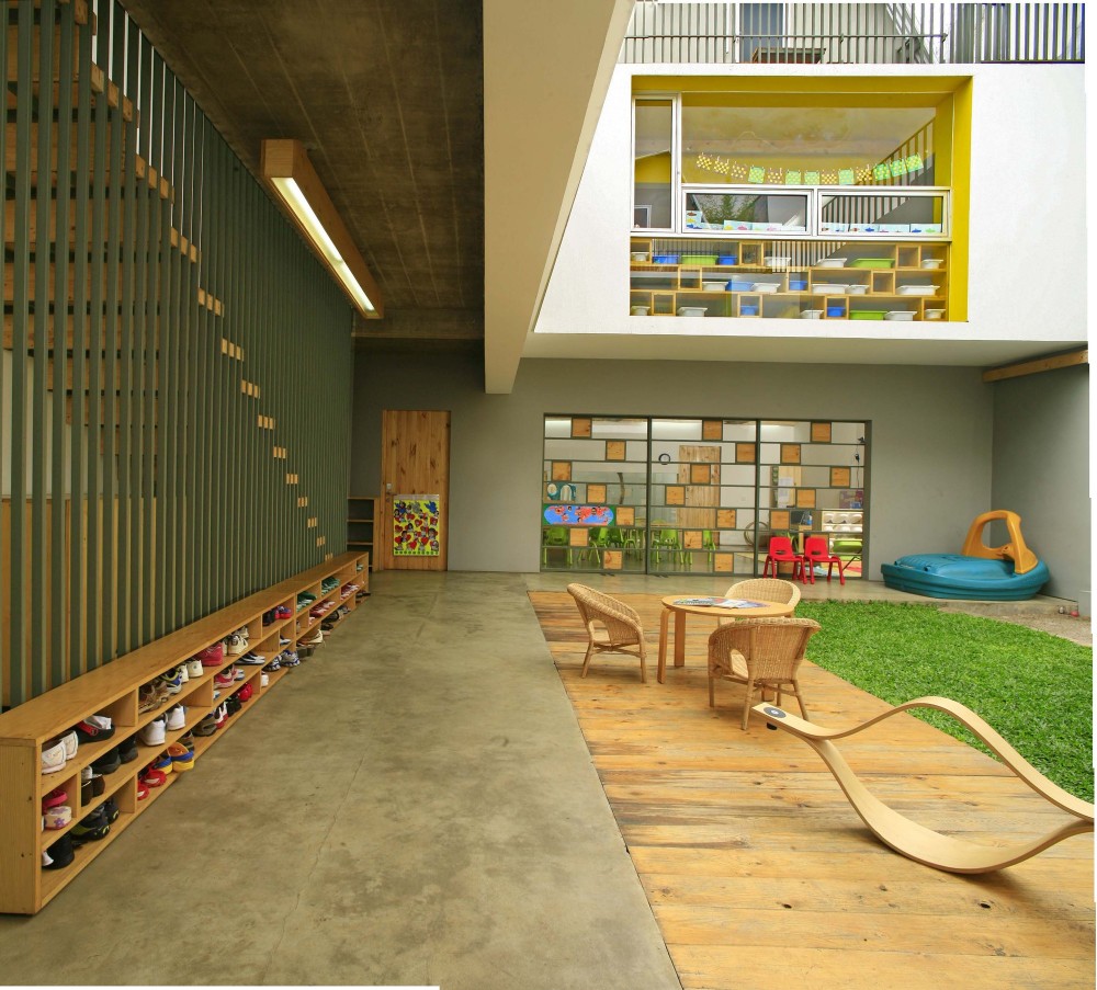Shining Stars Kindergarten Bintaro / Djuhara + Djuhara