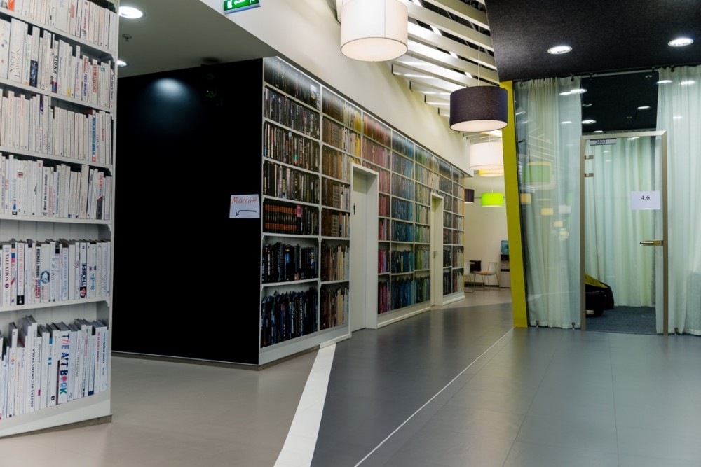 Yandex Saint Petersburg 3  / za bor architects
