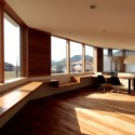House of Bank and Roof / Masao Yahagi Architects © Koichi Torimura