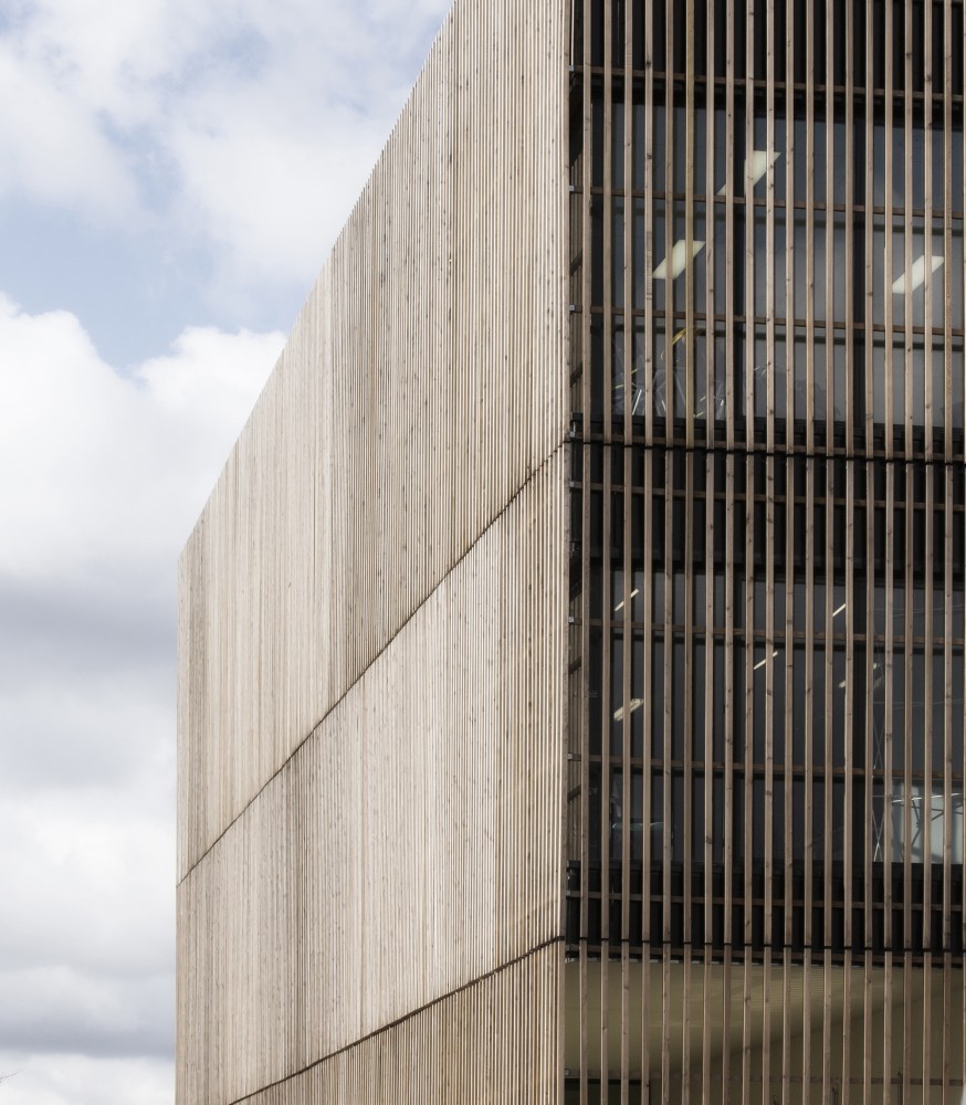 Saint Denis Archives Building / Antonini + Darmon Architectes