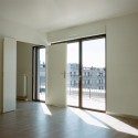 38 Social Housing in Eaubonne / LEM + 38 Social Housing in Eaubonne / LEM + © Thierry Ardouin