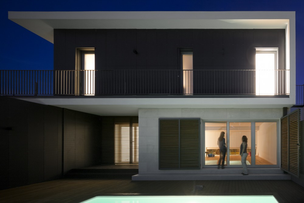 Houses in Setubal / OW arquitectos
