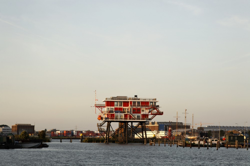 REM Island / Concrete
