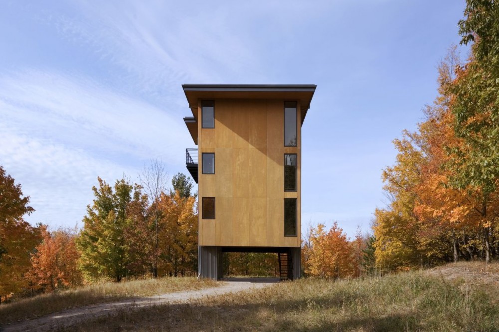 Glen Lake Tower / Balance Associates, Architects