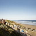 Third Wave Kiosk / Tony Hobba Architects Third Wave Kiosk / Tony Hobba Architects © Rory Gardiner