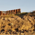 Third Wave Kiosk / Tony Hobba Architects Third Wave Kiosk / Tony Hobba Architects © Rory Gardiner