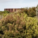 Third Wave Kiosk / Tony Hobba Architects Third Wave Kiosk / Tony Hobba Architects © Rory Gardiner