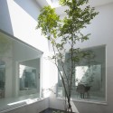 Chiyodanomori Dental Clinic / Hironaka Ogawa Chiyodanomori Dental Clinic / Hironaka Ogawa © Daici Ano