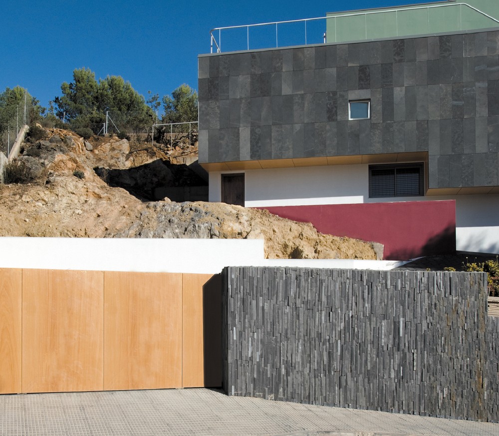 Coma House 02 / Juan Marco