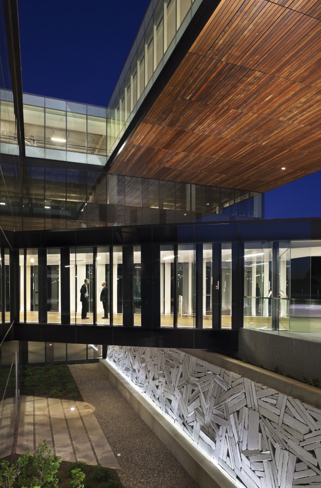 Centra Metropark / KPF