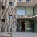 Willebroek Administration Building / BRUT © Thomas de Bruyne