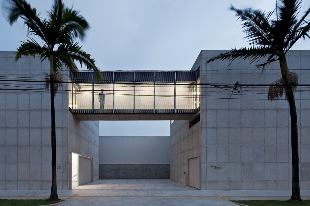 New Leme Gallery / Paulo Mendes da Rocha + Metro Arquitetos