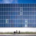 Green Dot Animo Leadership High School / Brooks + Scarpa Architects © John Linden
