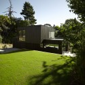 Waiatarua House / Hamish Monk Architecture © Mark Smith