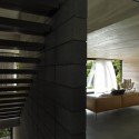 Waiatarua House / Hamish Monk Architecture © Mark Smith