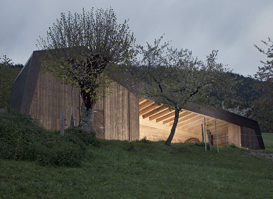 Hangar Agricole / LOCALARCHITECTURE
