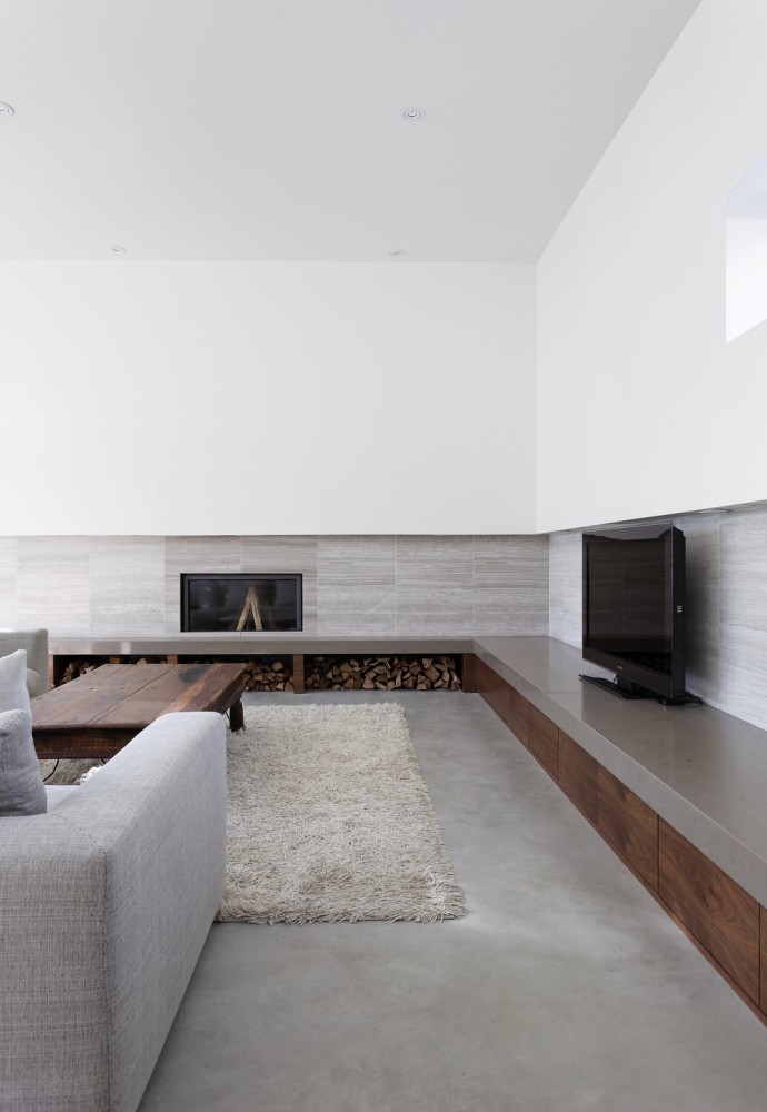 Carling Residence / Tact Architecture