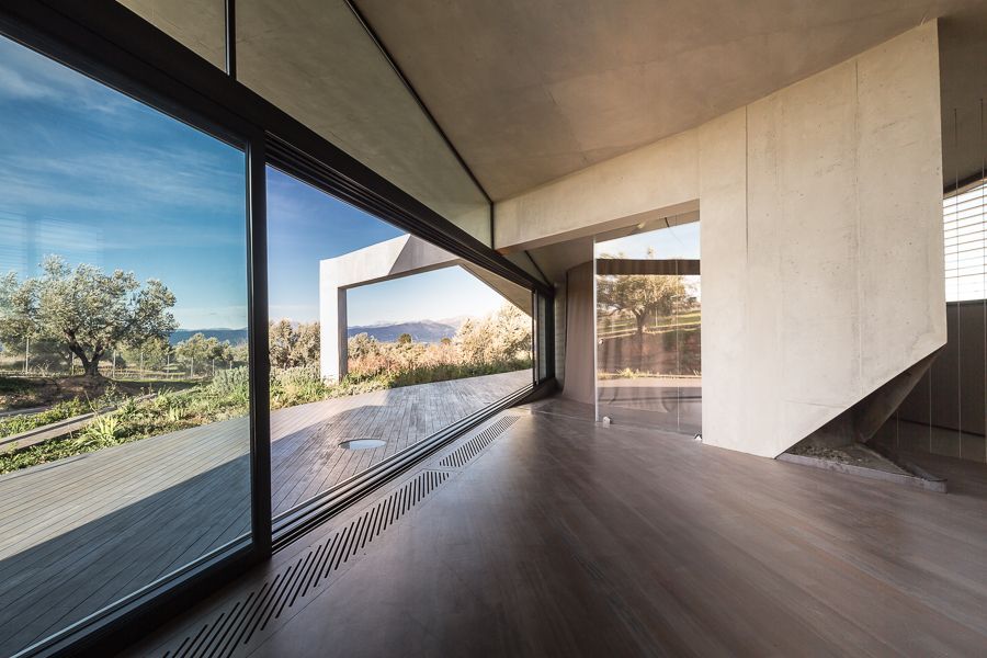 House in Sikamino / Tense Architecture Network