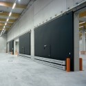 Cargocenter Frankfurt / Kölling Architekten Cargocenter Frankfurt / Kölling Architekten © Christoph Kraneburg
