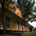 Like a Houseboat / Shipley Architects © Charles Davis Smith