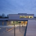 Ballyroan Library / Box Architecture Ballyroan Library / Box Architecture © Paul Tierney