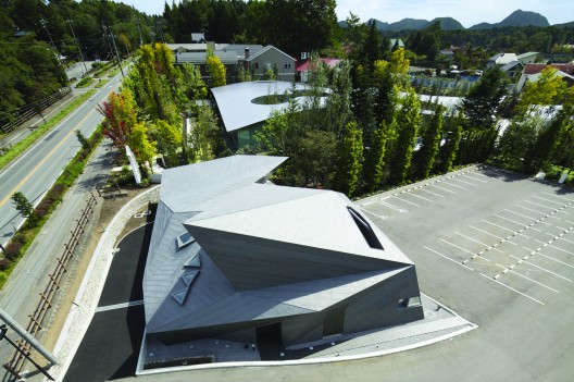 © Nacasa & Partners inc