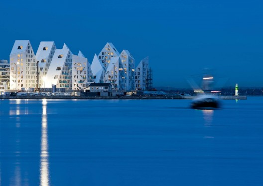 Isbjerget / The Iceberg
