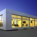 Pre-Fab's Reigning Queen: Rocio Romero Pre-Fab's Reigning Queen: Rocio Romero Rocio Romero's LV House in Missouri. Image © Richard Sprengler