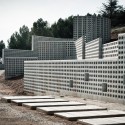 Ampliación Del Cementerio Municipal De Añorbe / MRM Arquitectos Ampliación Del Cementerio Municipal De Añorbe / MRM Arquitectos © Mikel Muruzabal